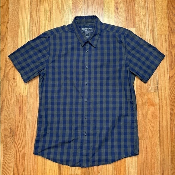 American Rag Other - American Rag Mens Plaid Button Down Shirt Size Medium Short Sleeve Blue Casual